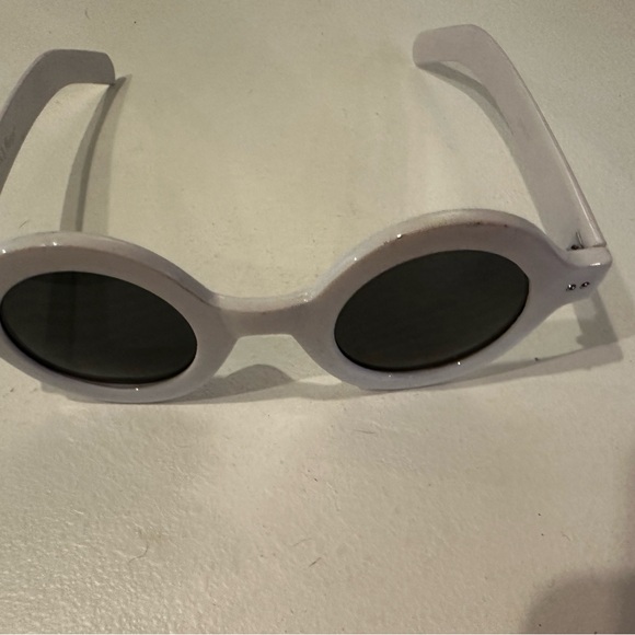Mod Sunglasses - Picture 7 of 12